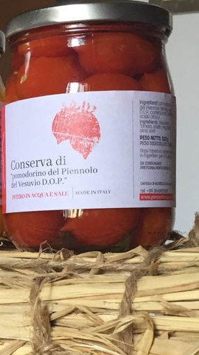 Picture of TOMATO DEL PIENNOLO RED DOP WHOLE IN WATER JAR KG. 1